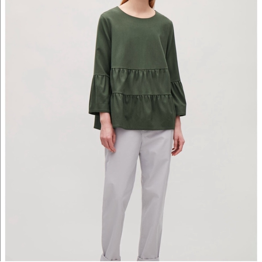COS - A-Line Top with Gathered Detail 100% Wool Green Ruffle Bell Sleeve Sz 6